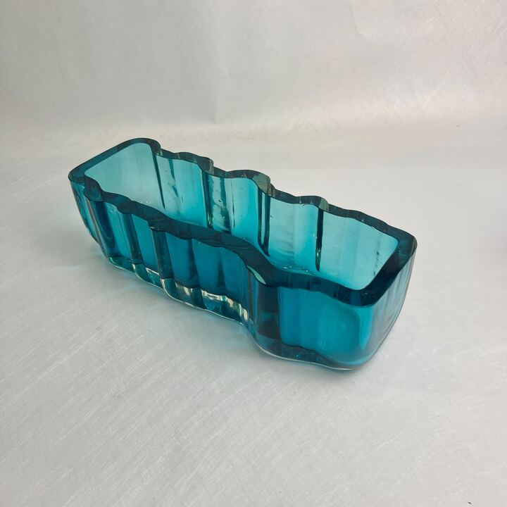gm04893