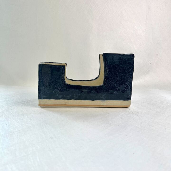 m04937