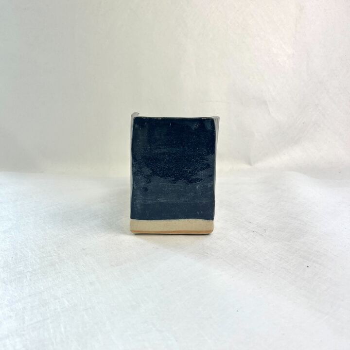 m04937