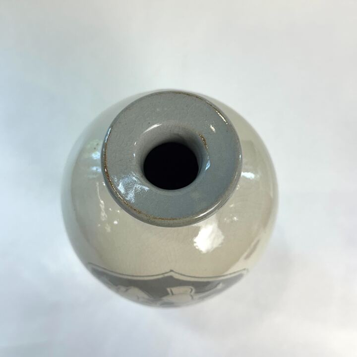 n02911