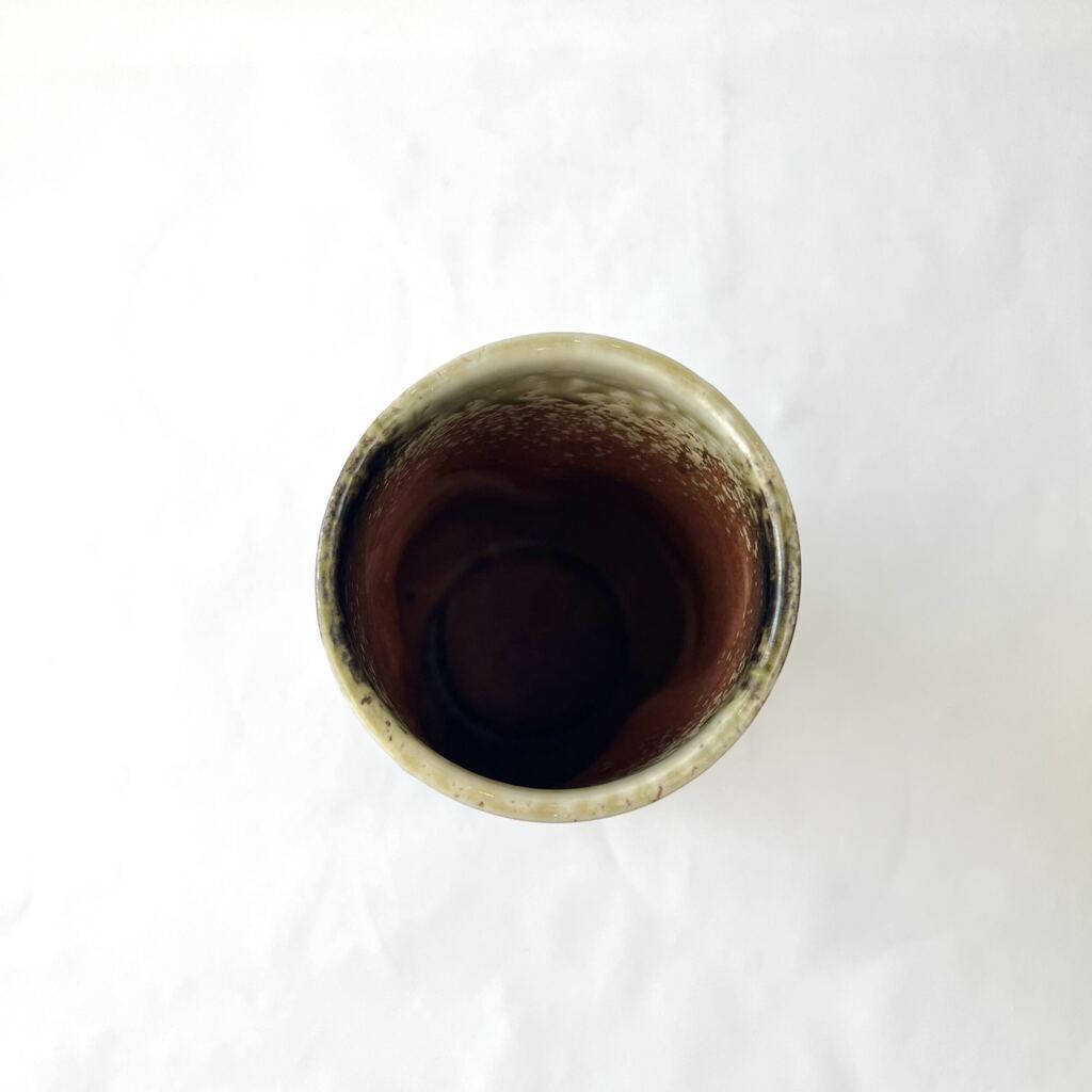 n05319