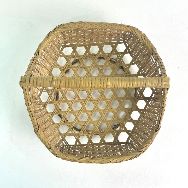 o03281