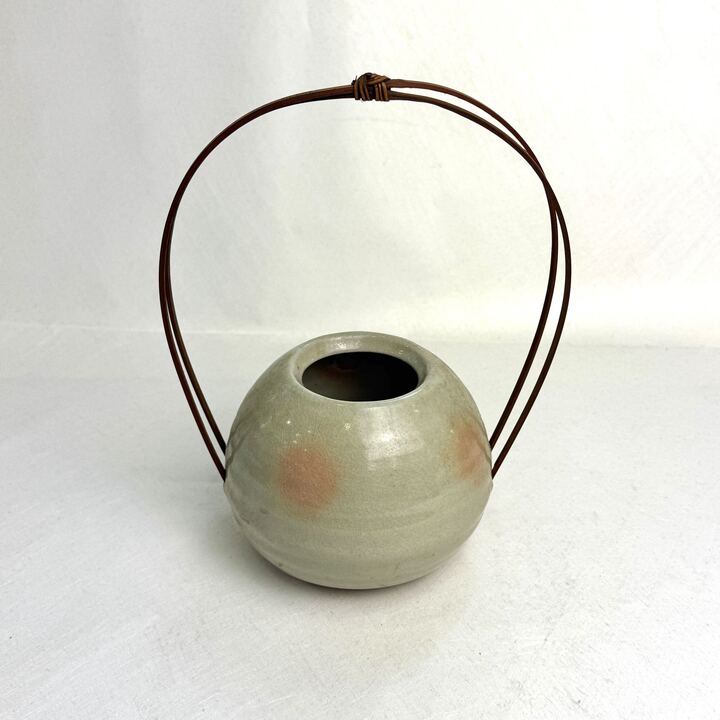 エムです。 Ｓ型・◯型（２点まとめ買い） 草月プラスチック花器専用台 水盤 - いけばな – THE GALLERY 草月