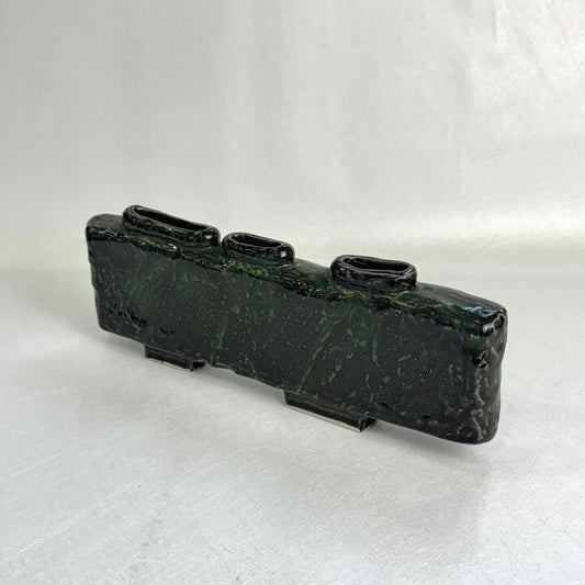n03253