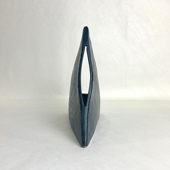 m03437