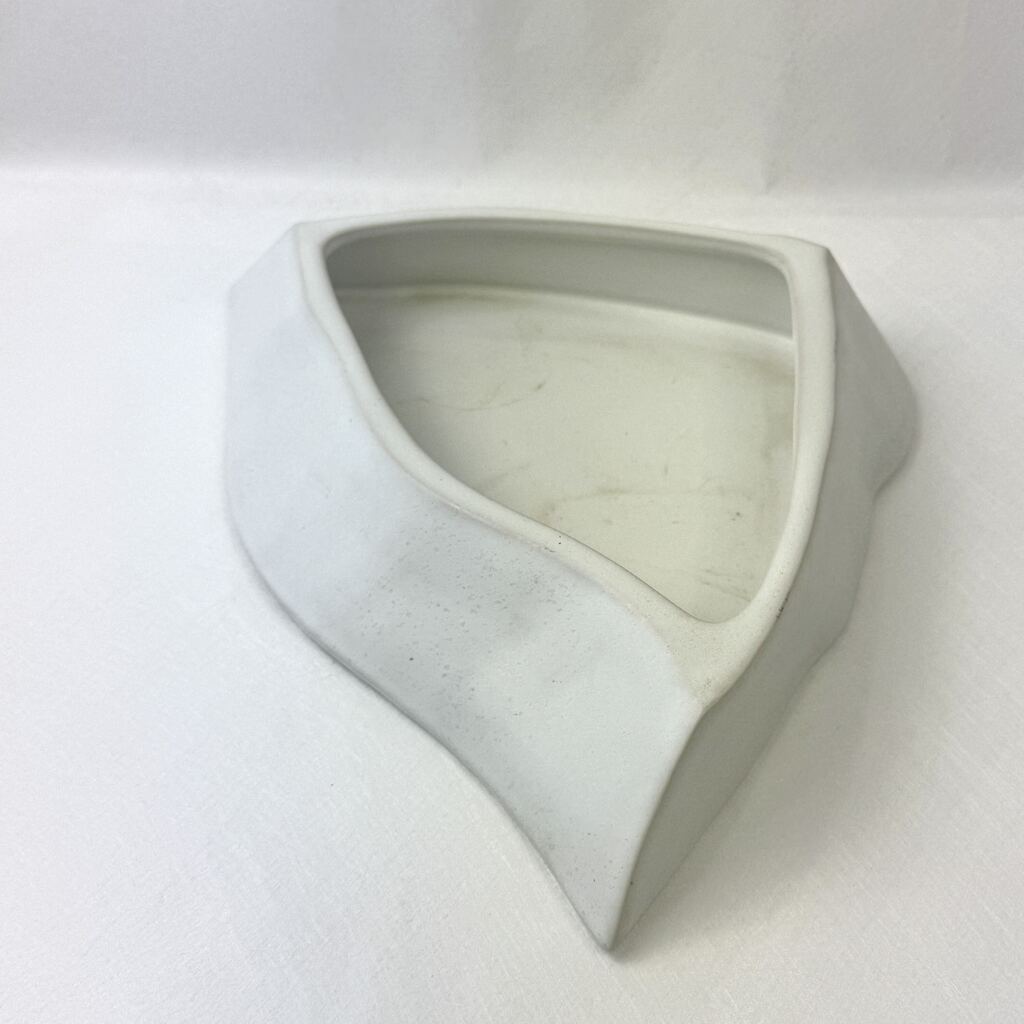 s05702