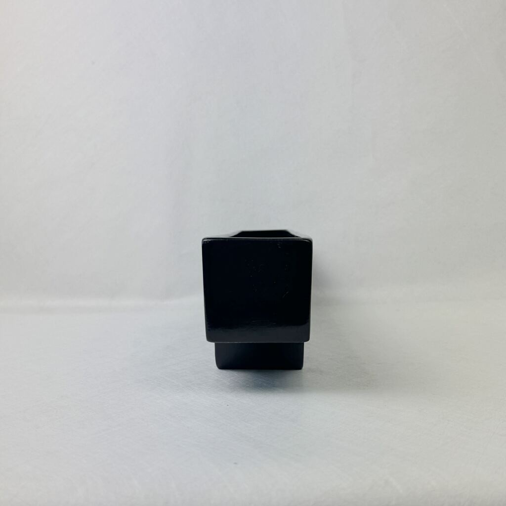 m04596