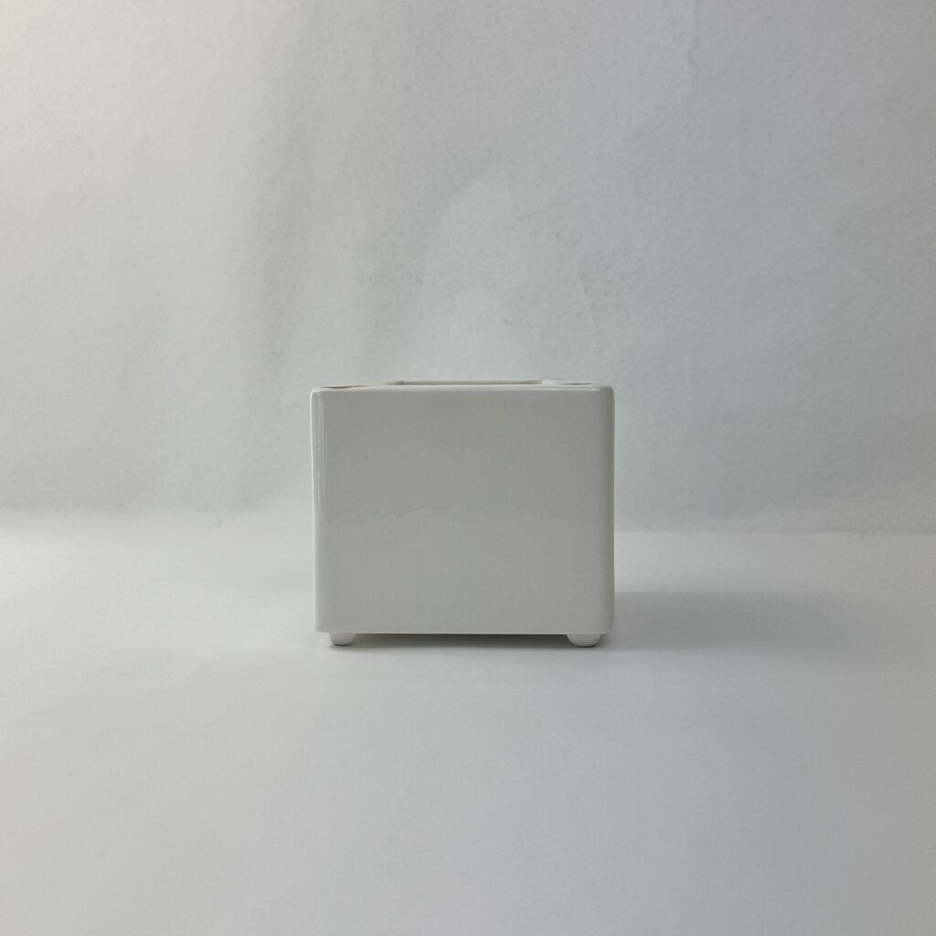 o05761