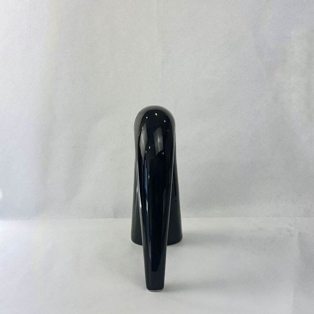 n05757