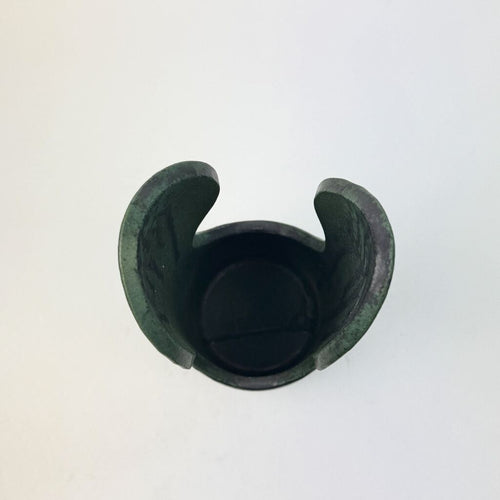 m05854