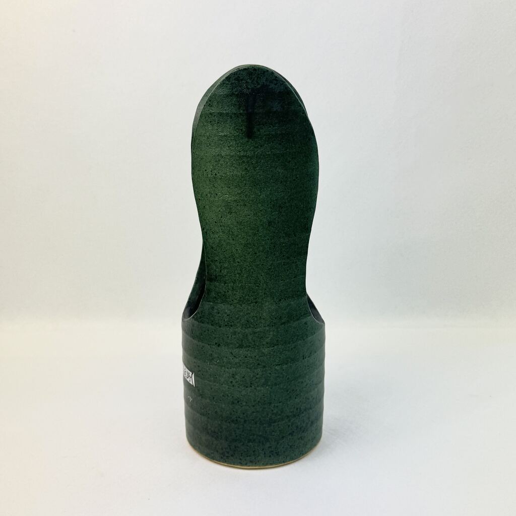 m05854
