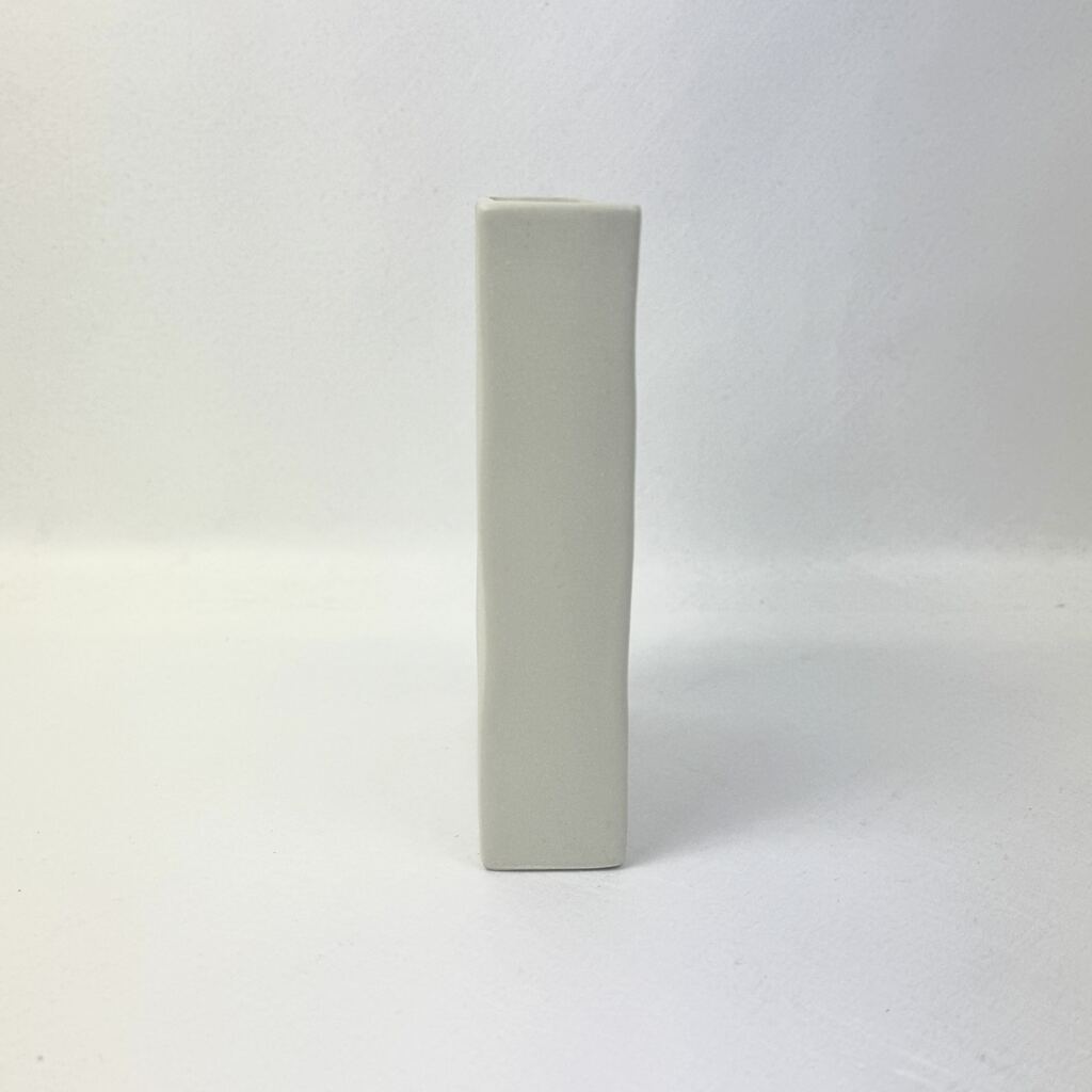 o03309