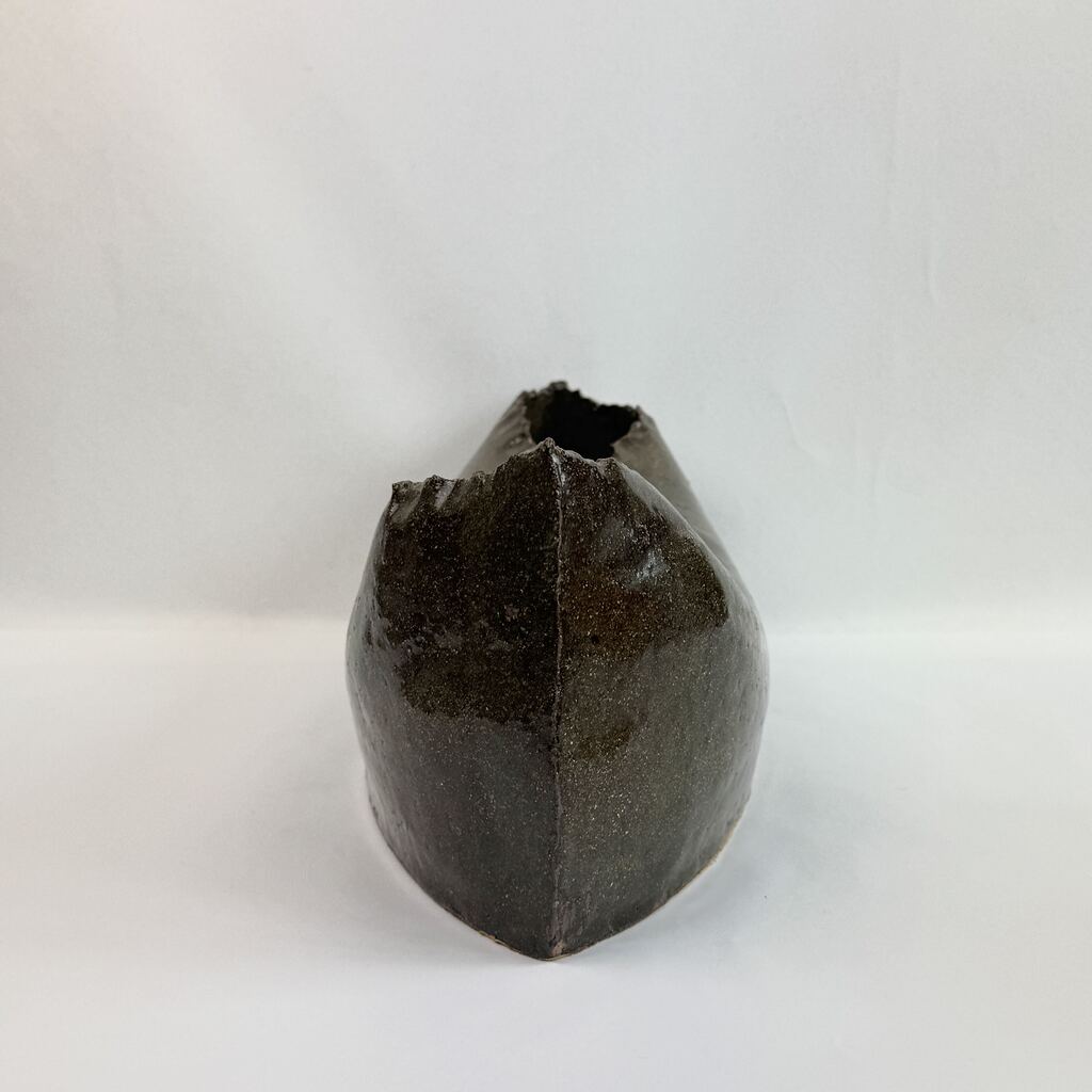 m05886