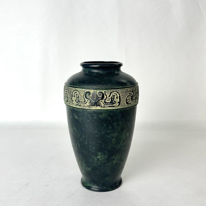 n03954