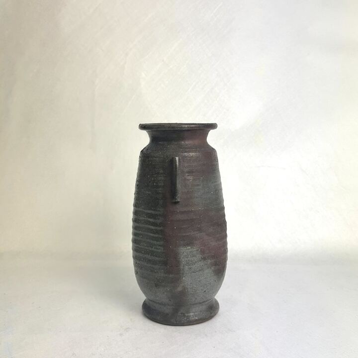 n03996