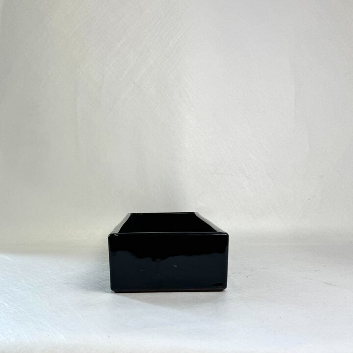 S03945