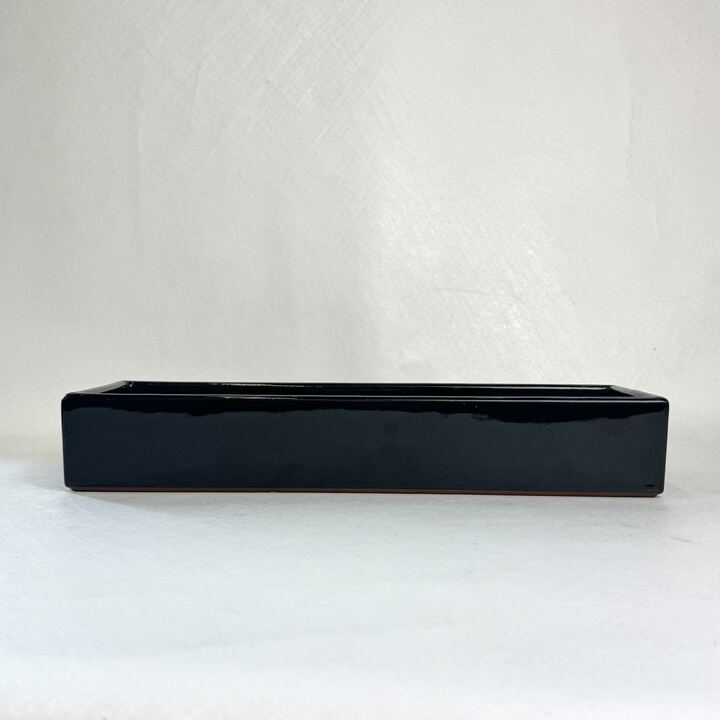 s03946