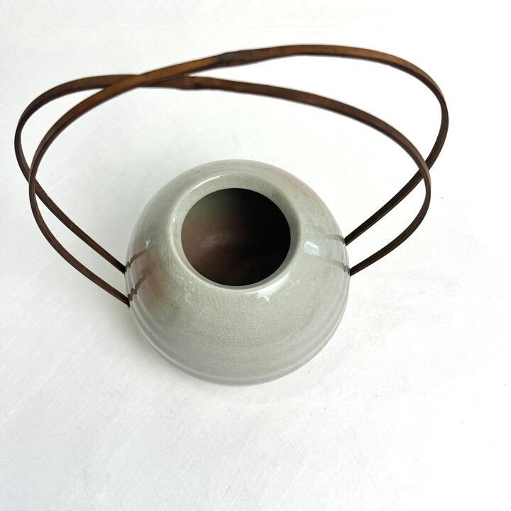 o02201