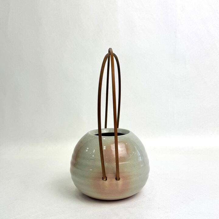 o02201