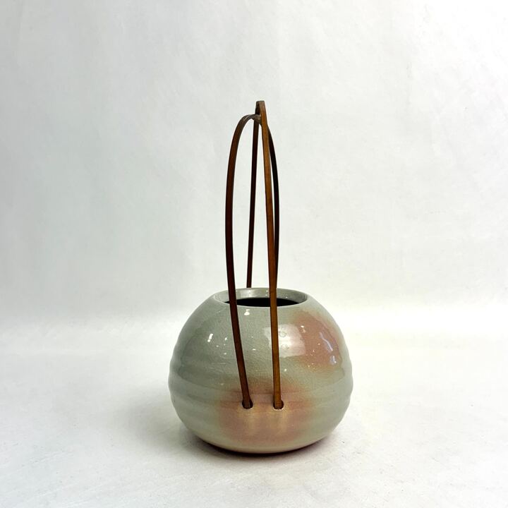o02201