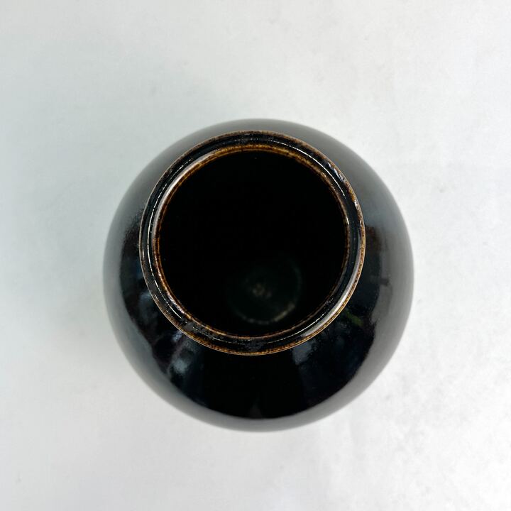 n04489