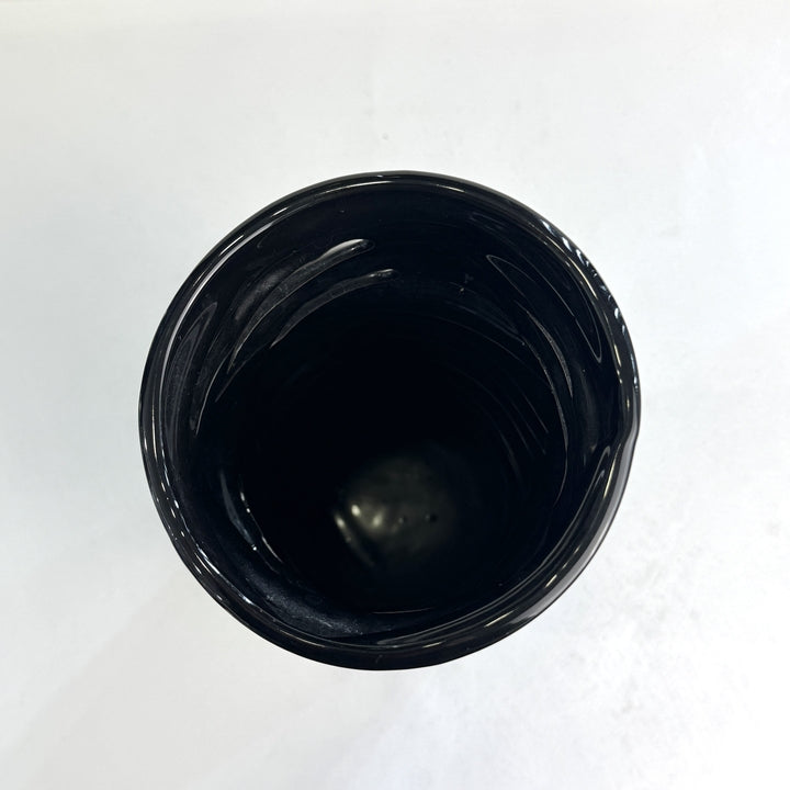 n04529
