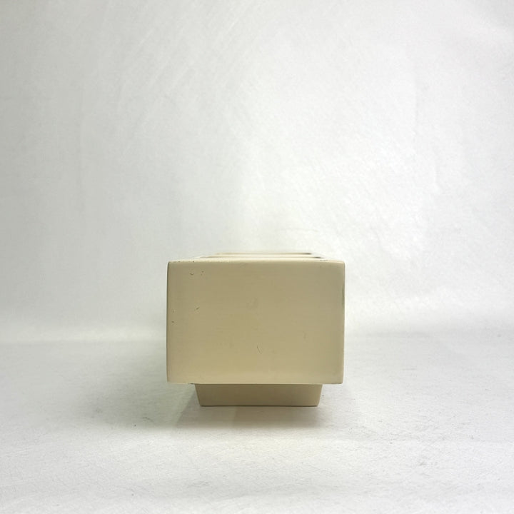 m04882