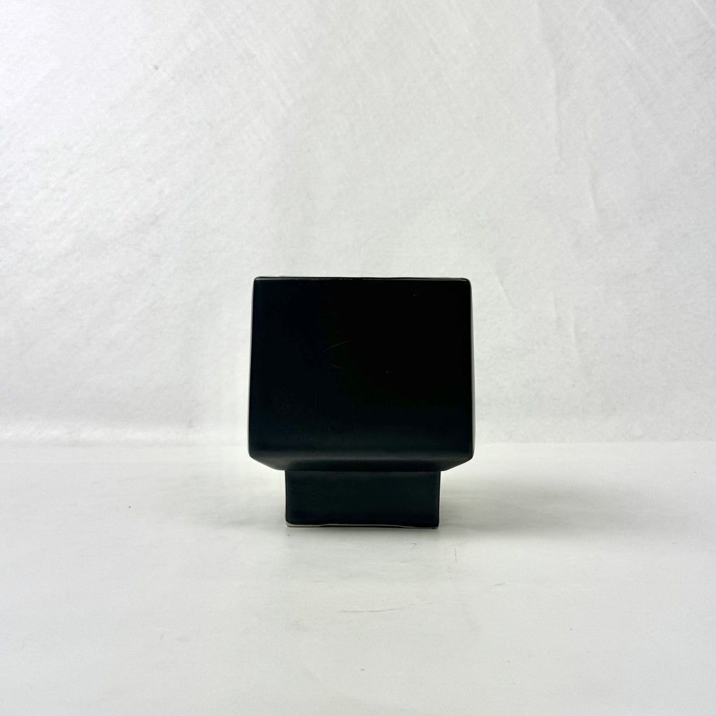m05457
