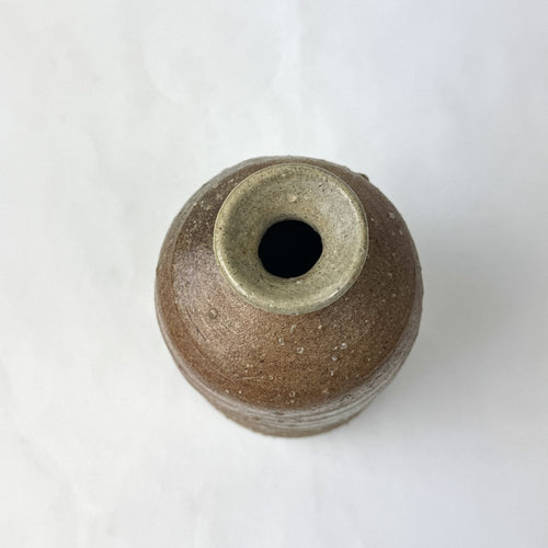 n05550