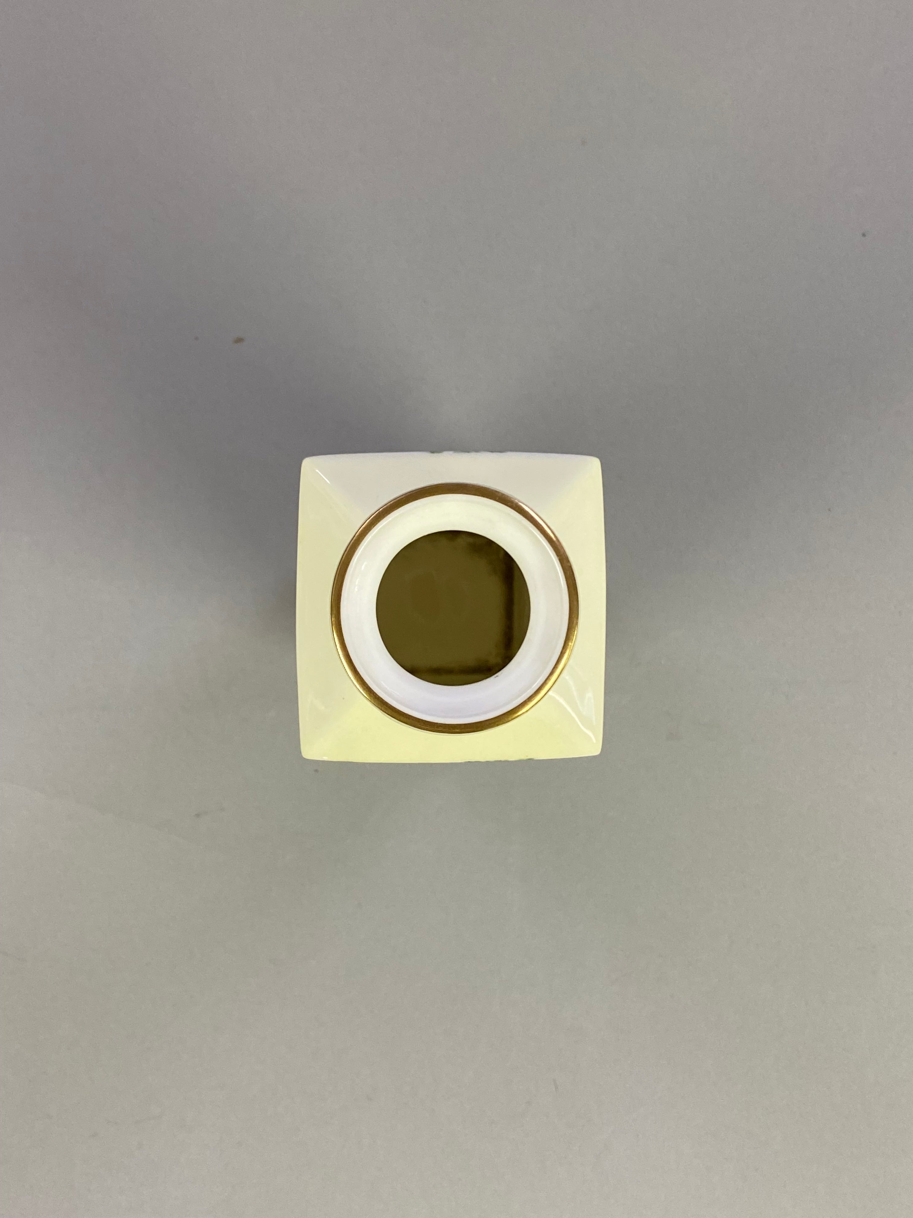 n0042